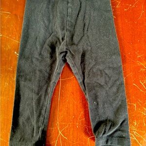 Old Navy black leggings size 12 to 18 months